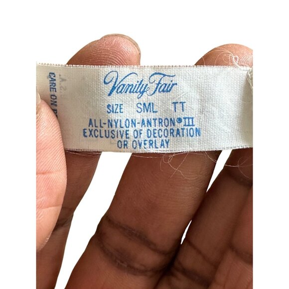 Vintage Vanity Fair Nylon Half Slip Side Slit With Lace Trim S Ivory Sz S - Picture 5 of 6